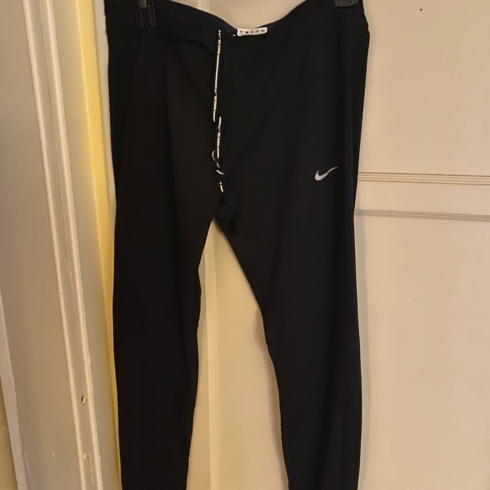 Nike black workout leggings
